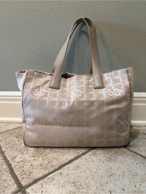 CHANEL Beige Pink Travel Line Jacquard Tote Bag Large Shoulder Tote